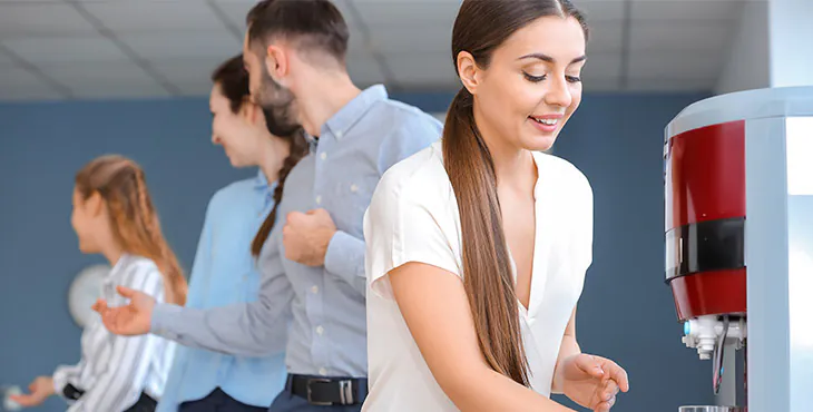 como escolher um bebedouro para empresa